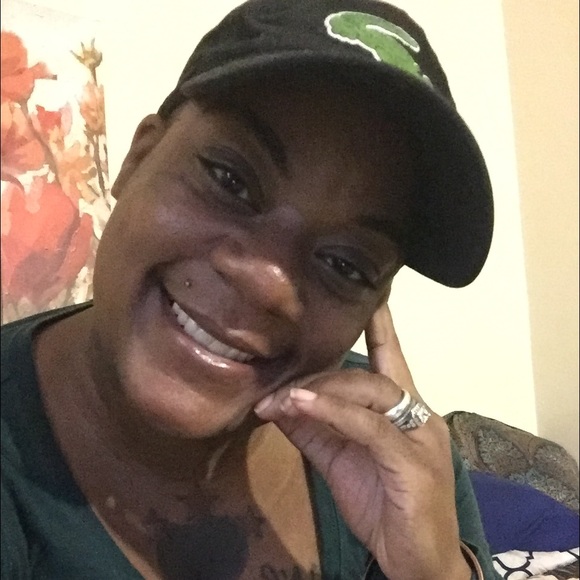 Meet your Posher, MRS. BRICE - Picture 4 of 8